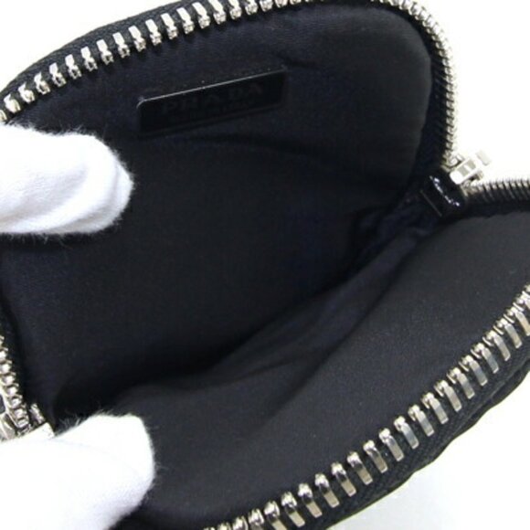 PRADA Black Leather Pochette Shoulder Bag - Picture 3 of 7